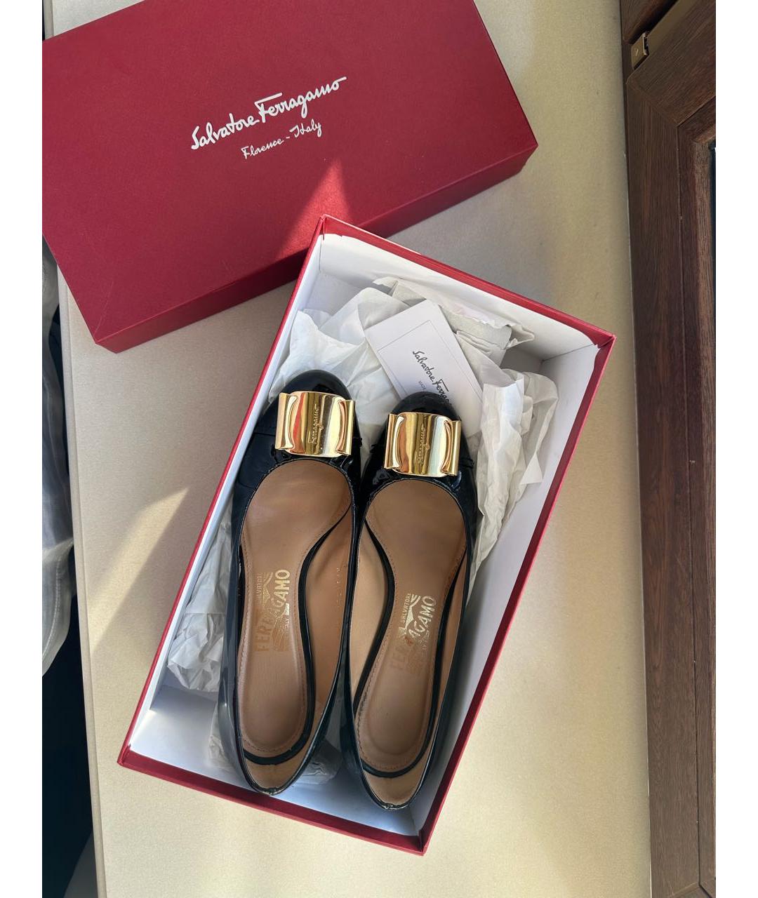 FERRAGAMO Черные кожаные туфли, фото 5