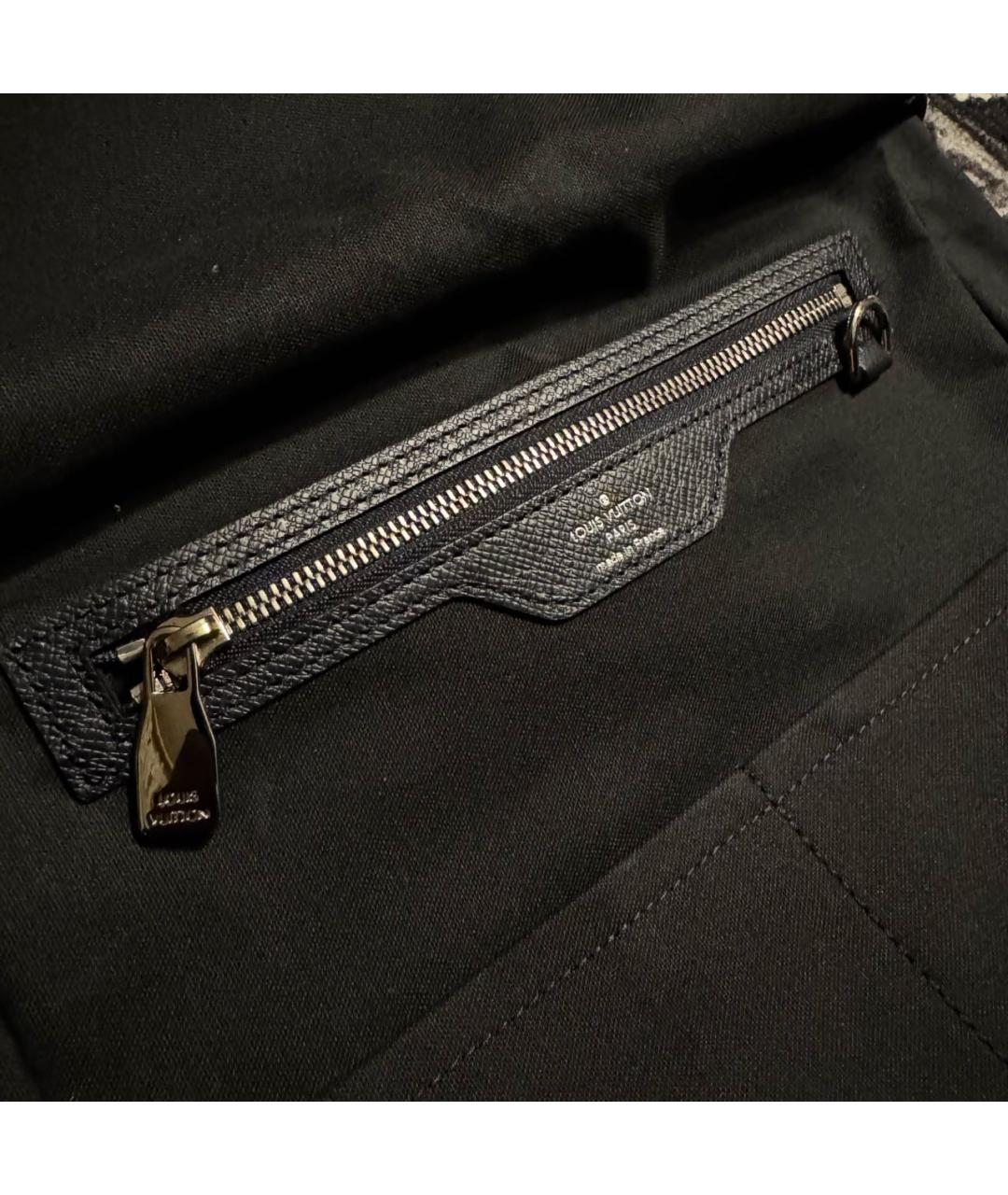 LOUIS VUITTON Черная кожаная сумка на плечо, фото 4