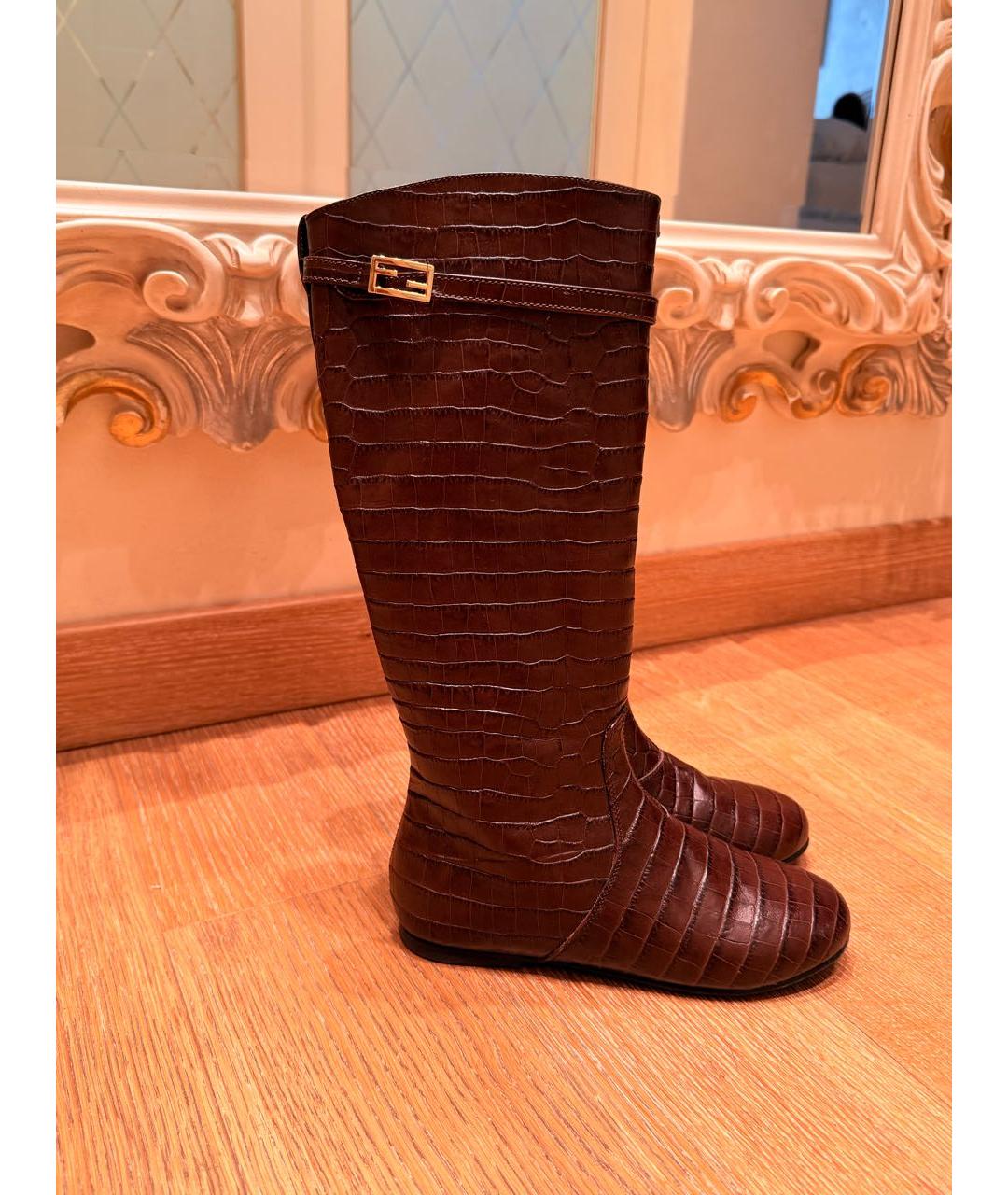FENDI Коричневые кожаные сапоги, фото 2
