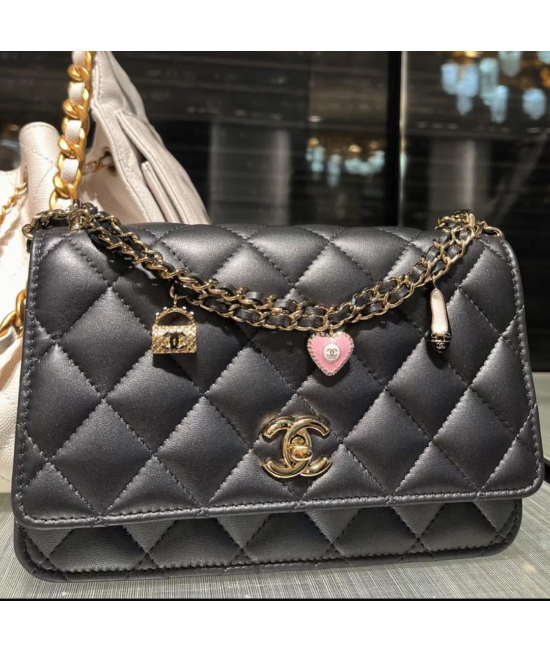 CHANEL Кожаная сумка через плечо, фото 4