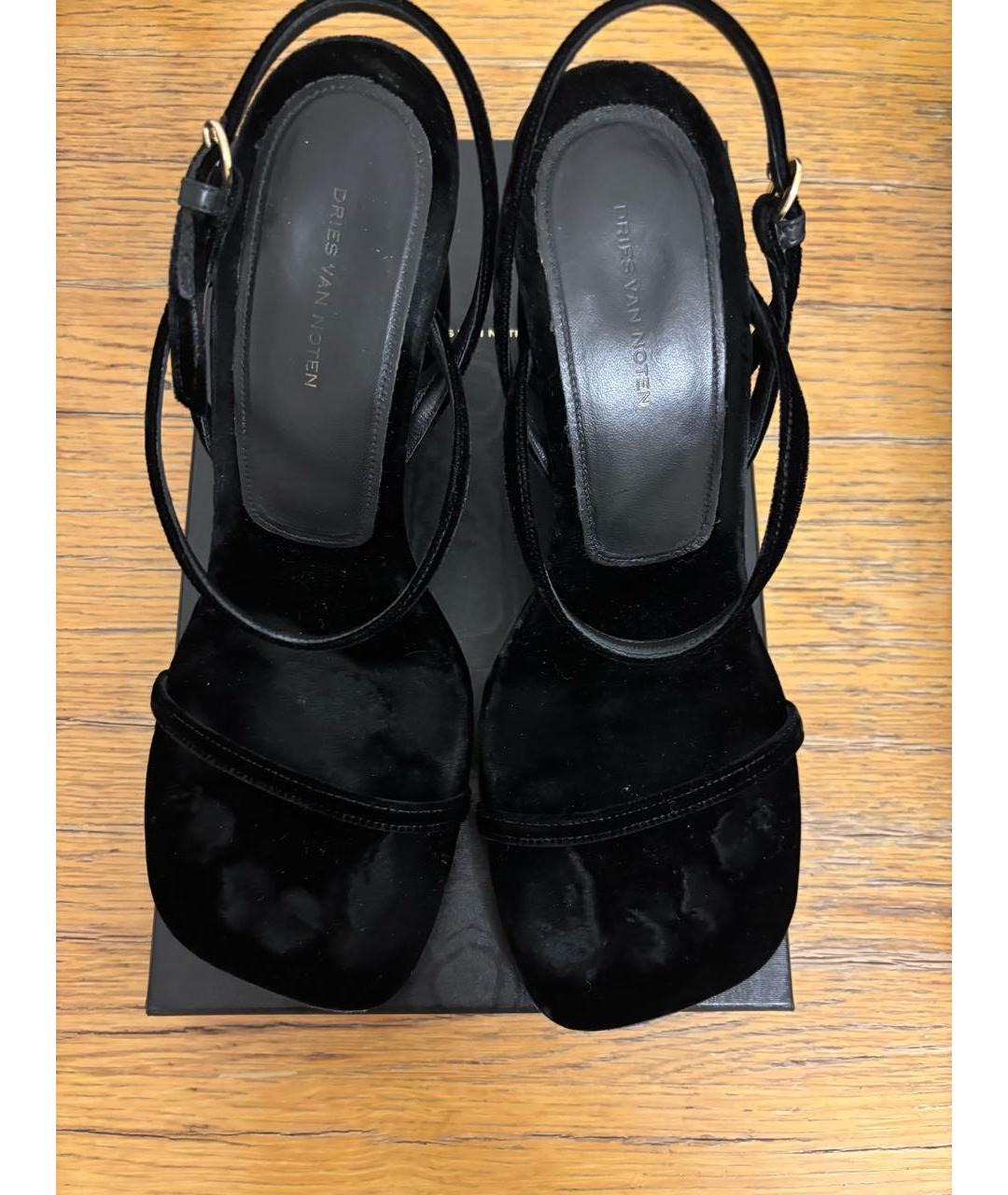 DRIES VAN NOTEN Черные бархатные босоножки, фото 2