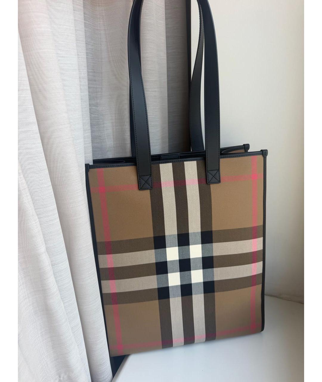BURBERRY Коричневая сумка тоут из канвы, фото 5