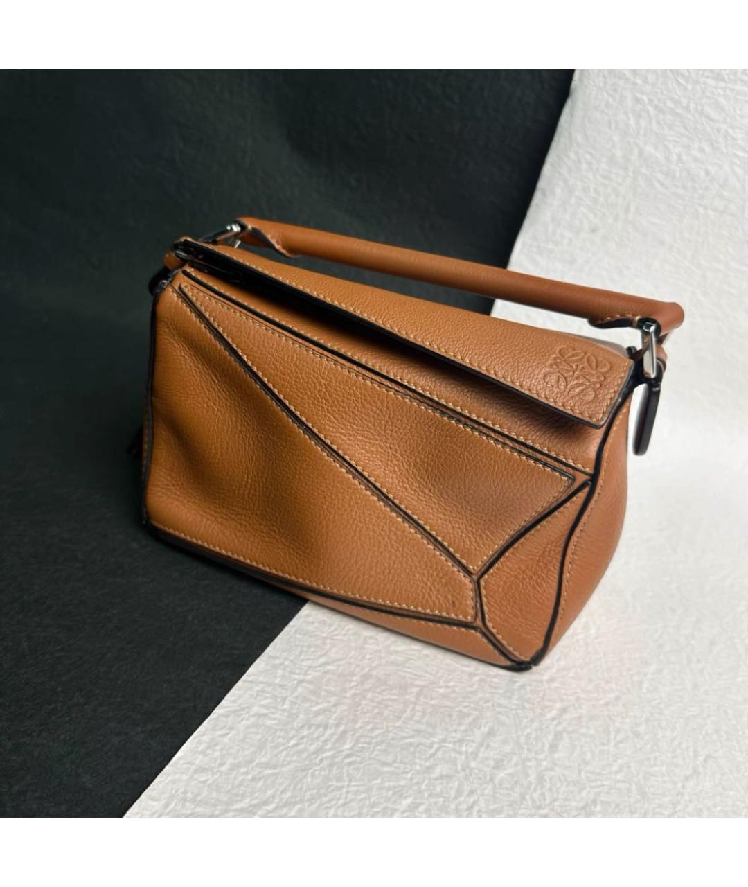 LOEWE Коричневая кожаная сумка с короткими ручками, фото 4