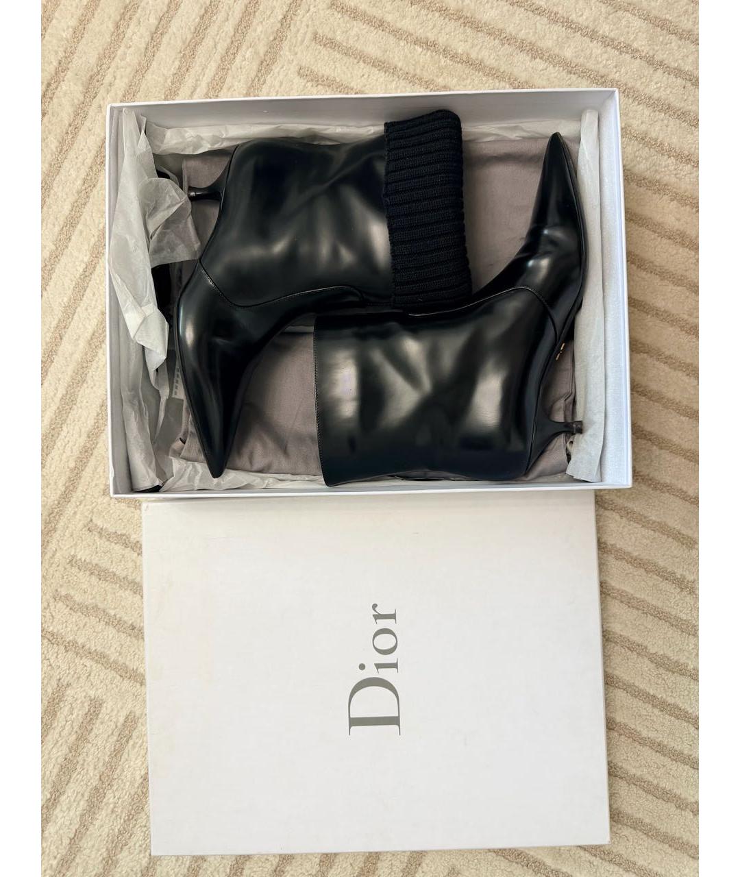 CHRISTIAN DIOR Черные ботильоны из лакированной кожи, фото 6