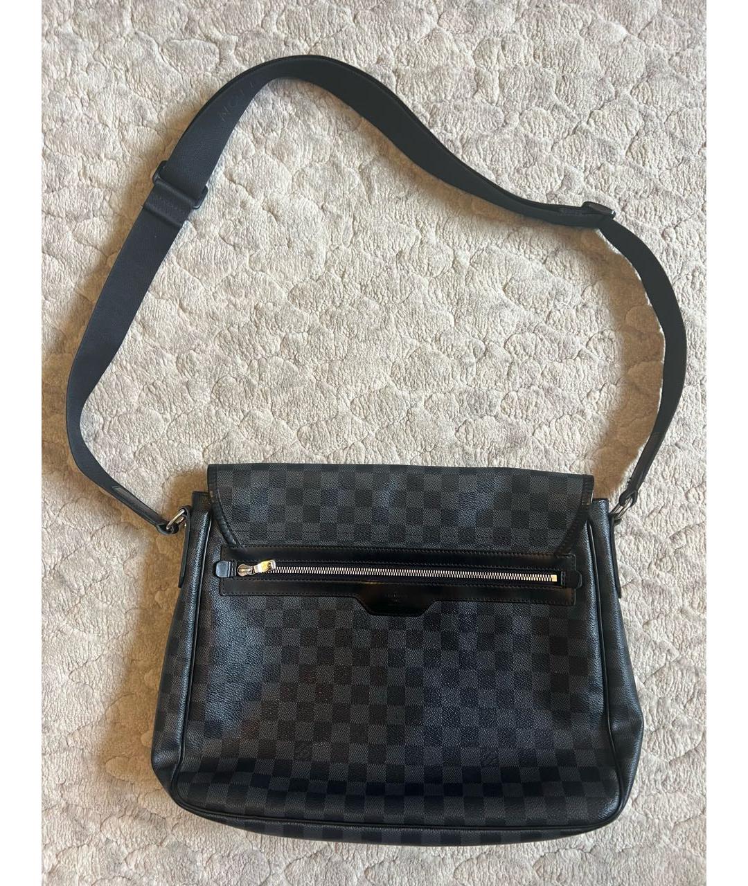 LOUIS VUITTON Антрацитовая сумка на плечо из канвы, фото 2