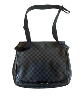 LOUIS VUITTON Сумка на плечо