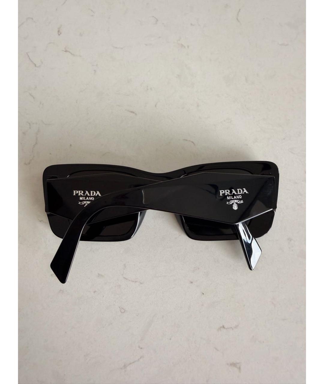 PRADA Черные пластиковые солнцезащитные очки, фото 3
