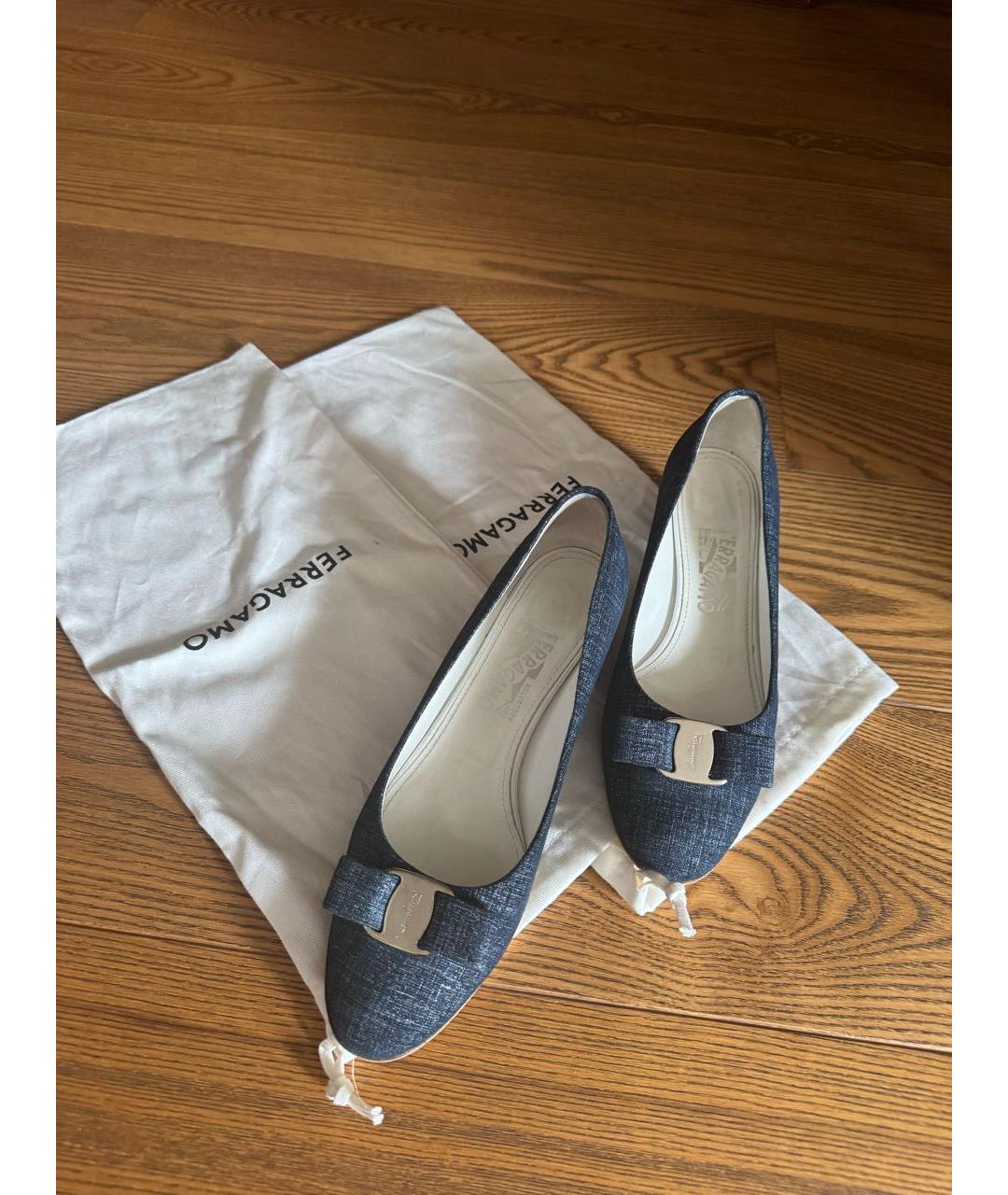 FERRAGAMO Синие текстильные балетки, фото 8