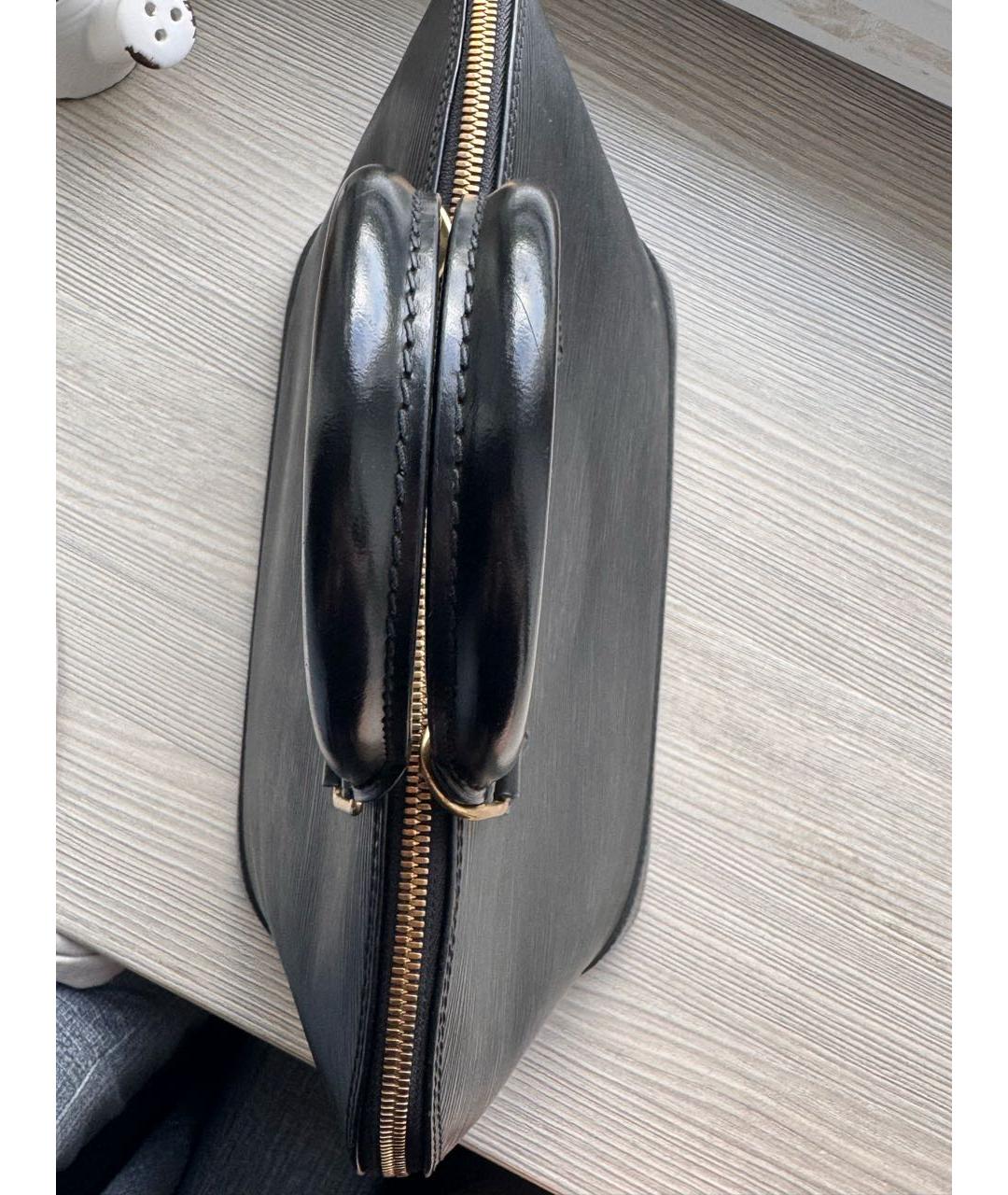 LOUIS VUITTON Черная кожаная сумка с короткими ручками, фото 2