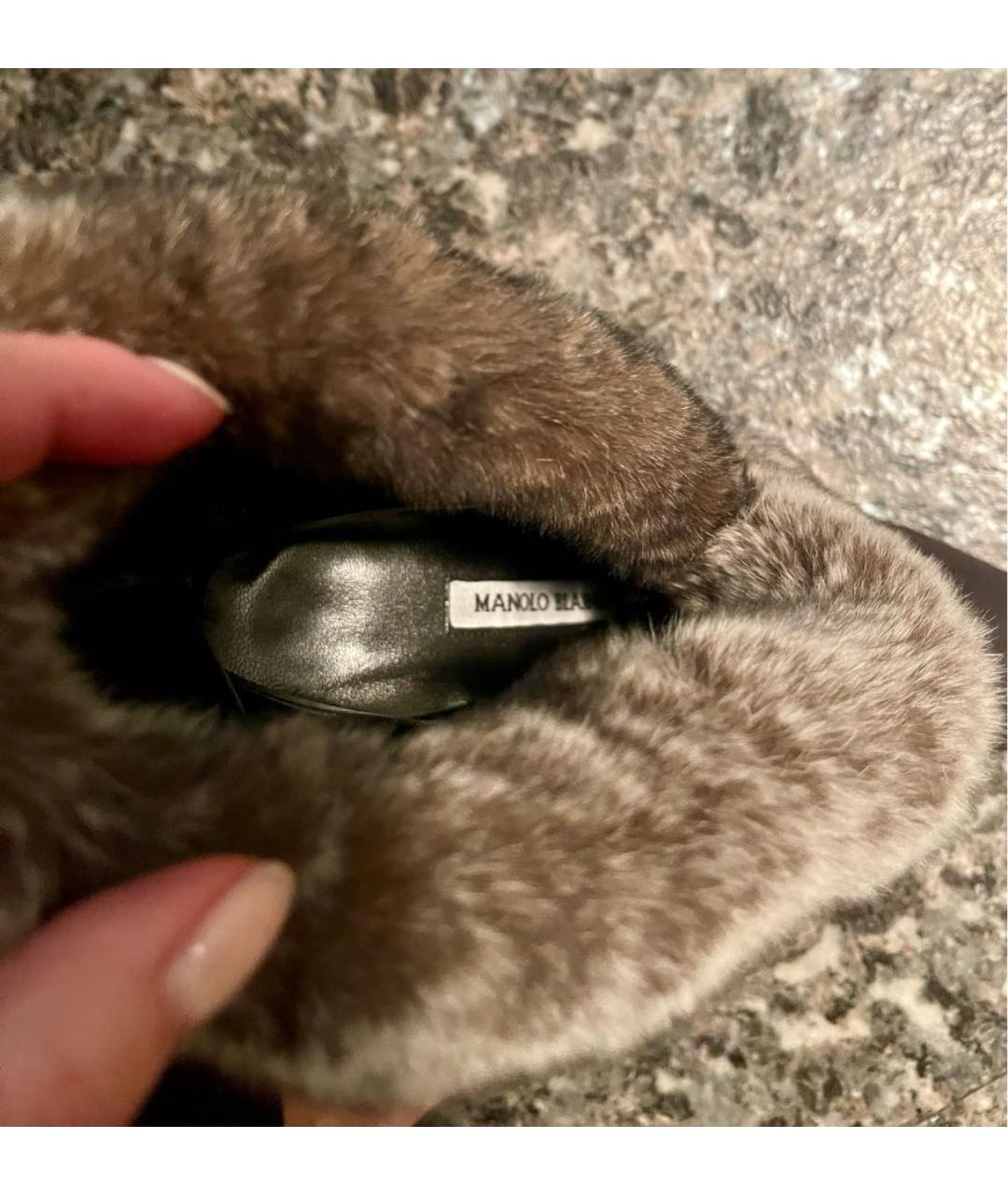 MANOLO BLAHNIK Серые замшевые ботильоны, фото 3