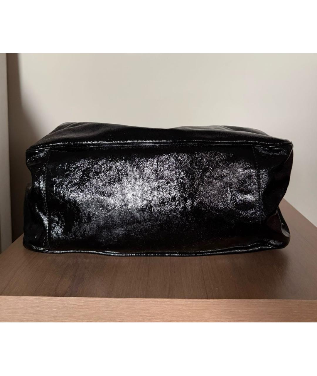 SAINT LAURENT Черная сумка с короткими ручками из лакированной кожи, фото 6
