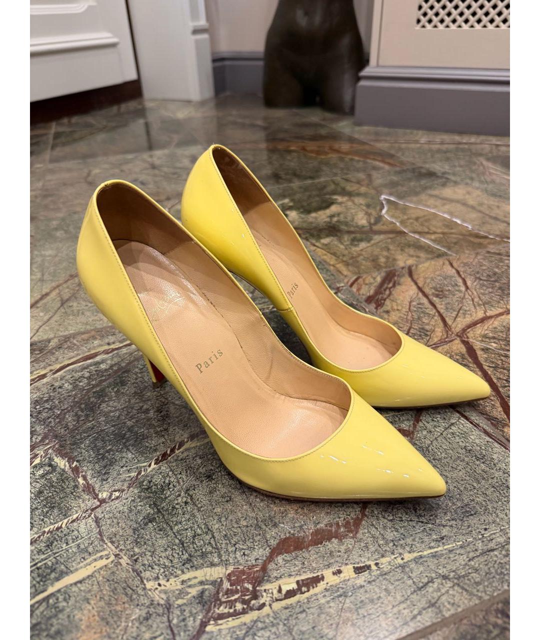 CHRISTIAN LOUBOUTIN Желтые туфли, фото 2
