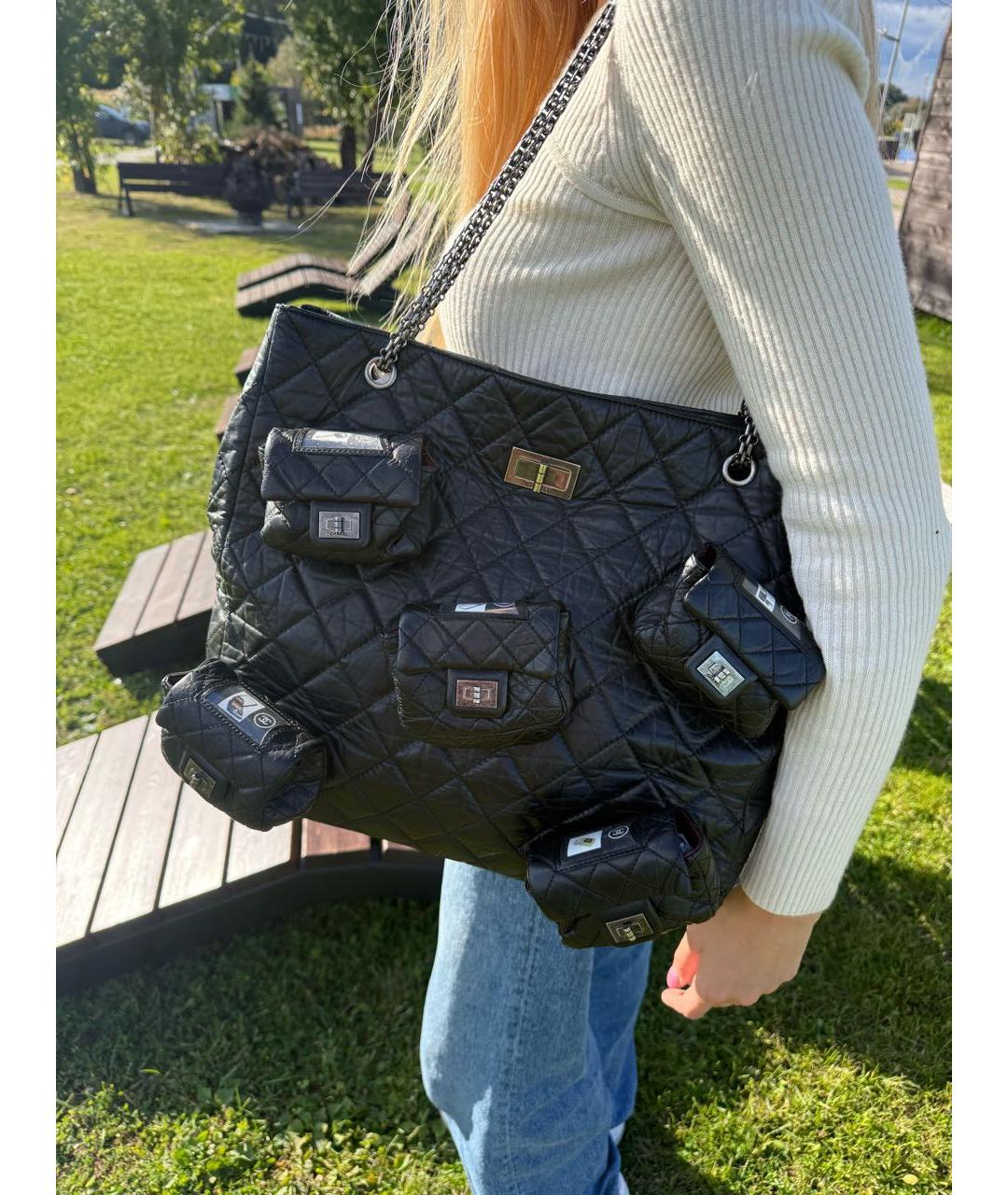 CHANEL Черная кожаная сумка тоут, фото 2