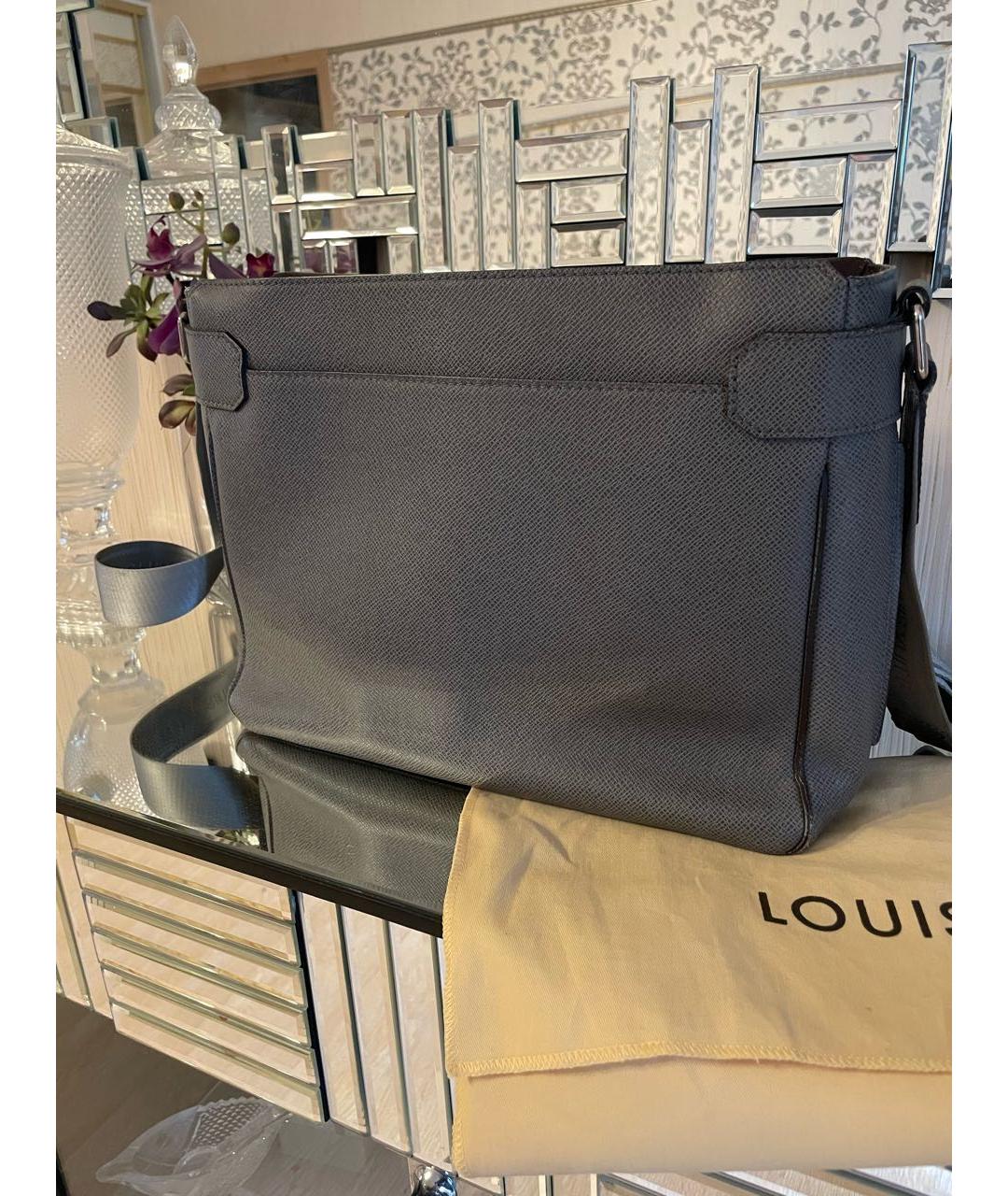 LOUIS VUITTON Серая кожаная сумка на плечо, фото 3