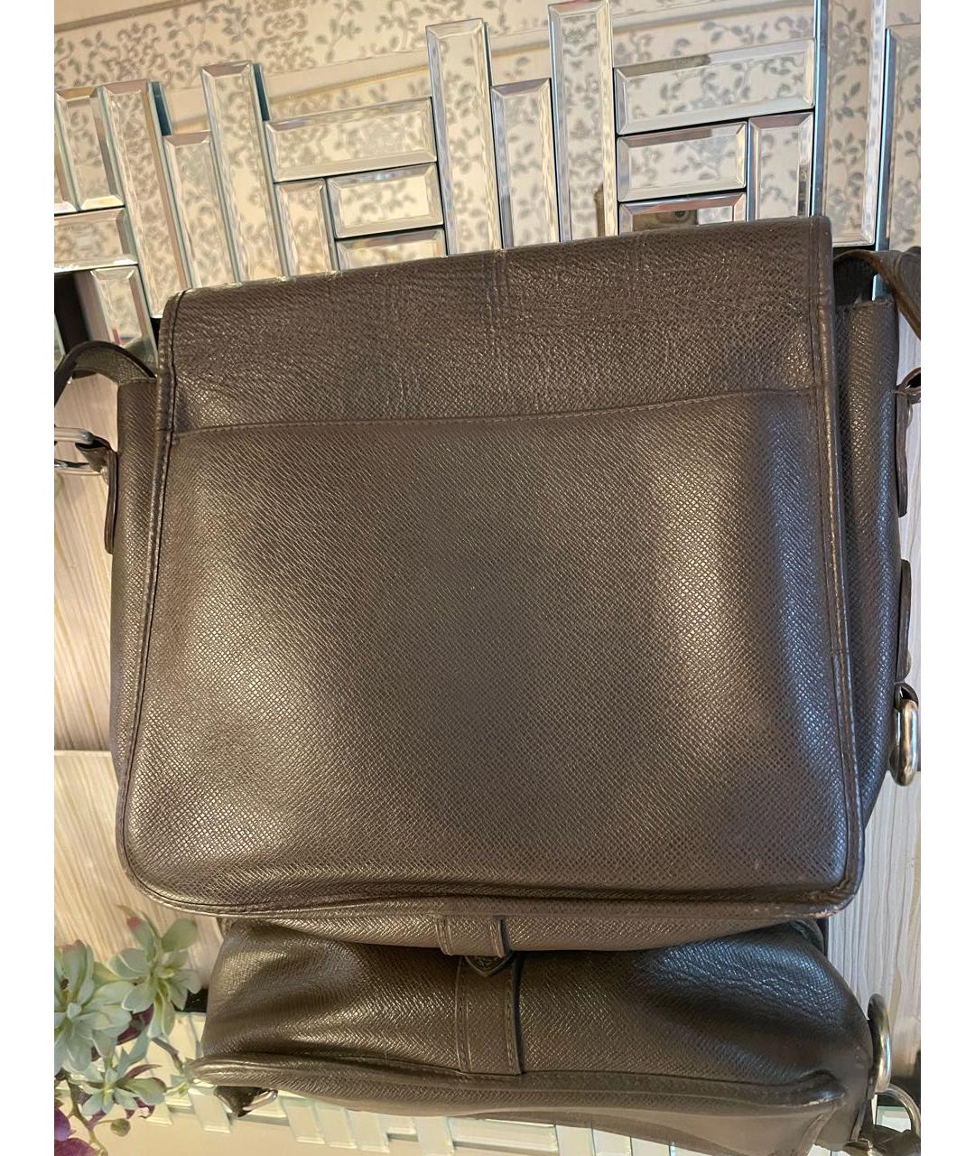 LOUIS VUITTON Коричневая кожаная сумка на плечо, фото 2
