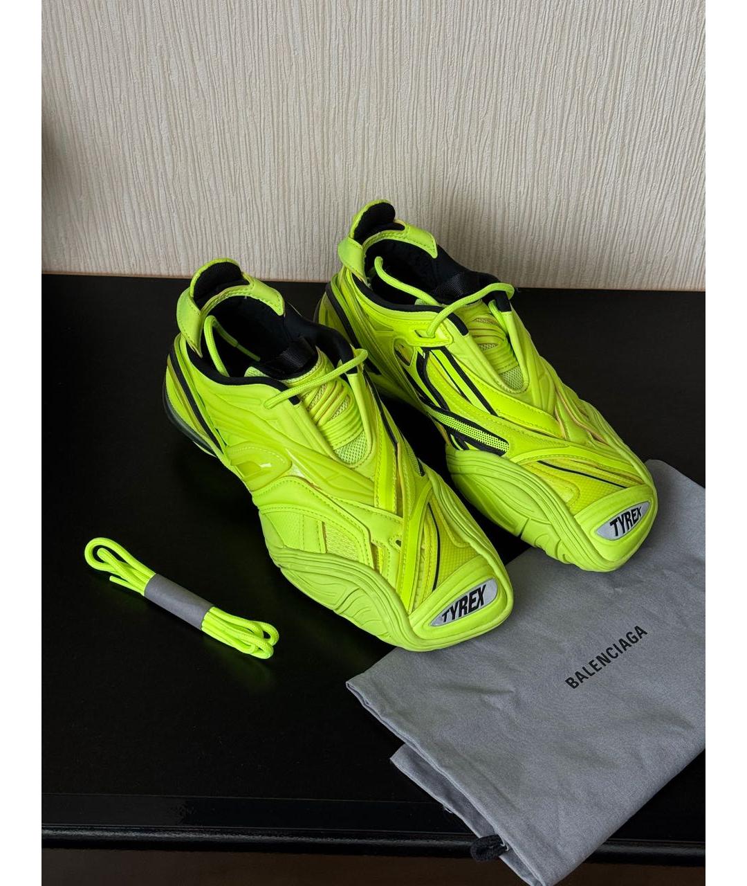 BALENCIAGA Салатовые текстильные кроссовки, фото 2