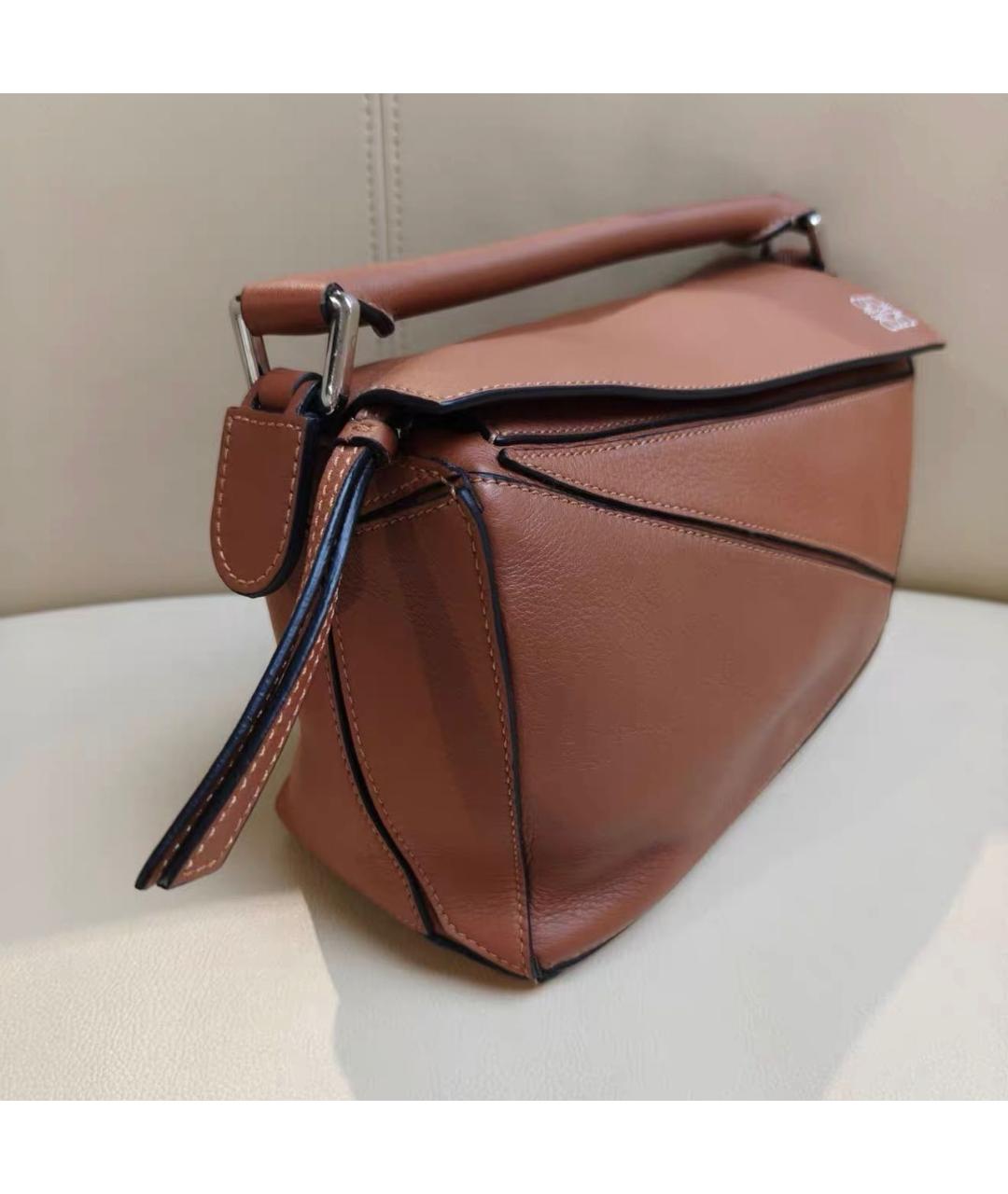 LOEWE Коричневая кожаная сумка через плечо, фото 6