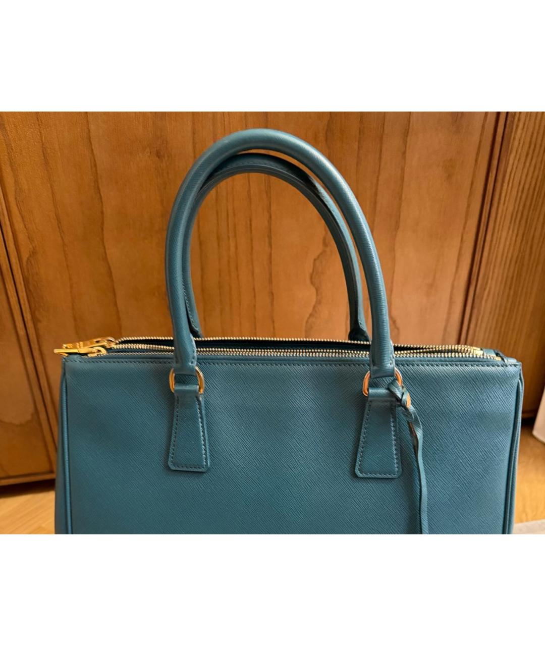 PRADA Бирюзовая кожаная сумка с короткими ручками, фото 6