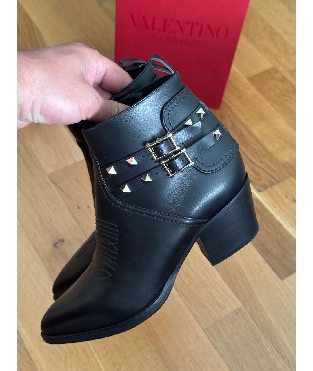 VALENTINO Черные кожаные ботильоны, фото 3
