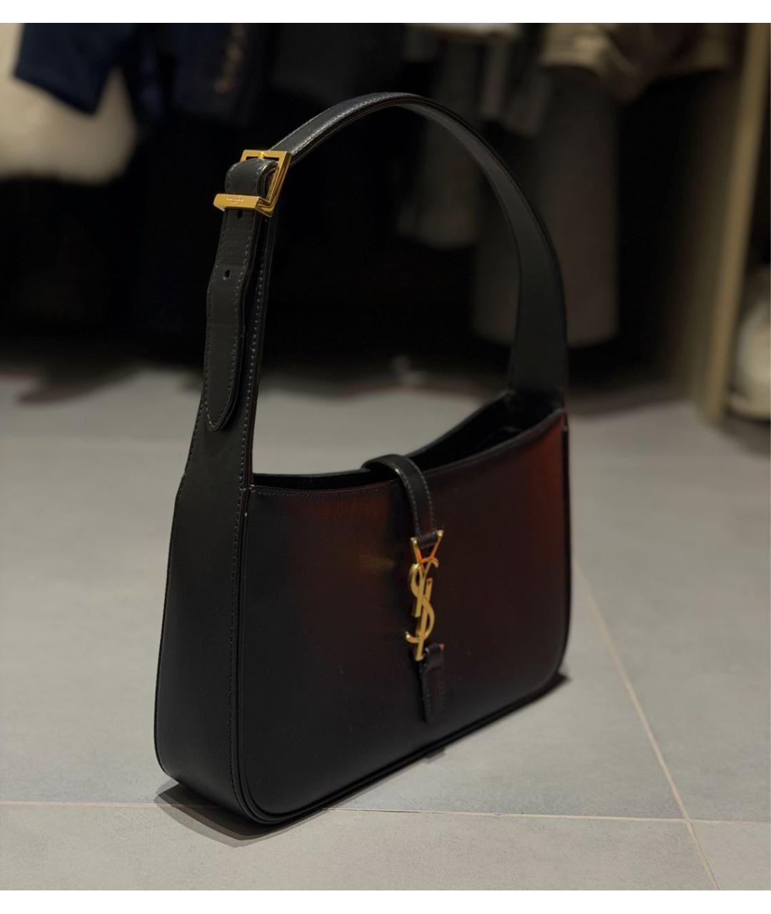 SAINT LAURENT Черная кожаная сумка с короткими ручками, фото 2
