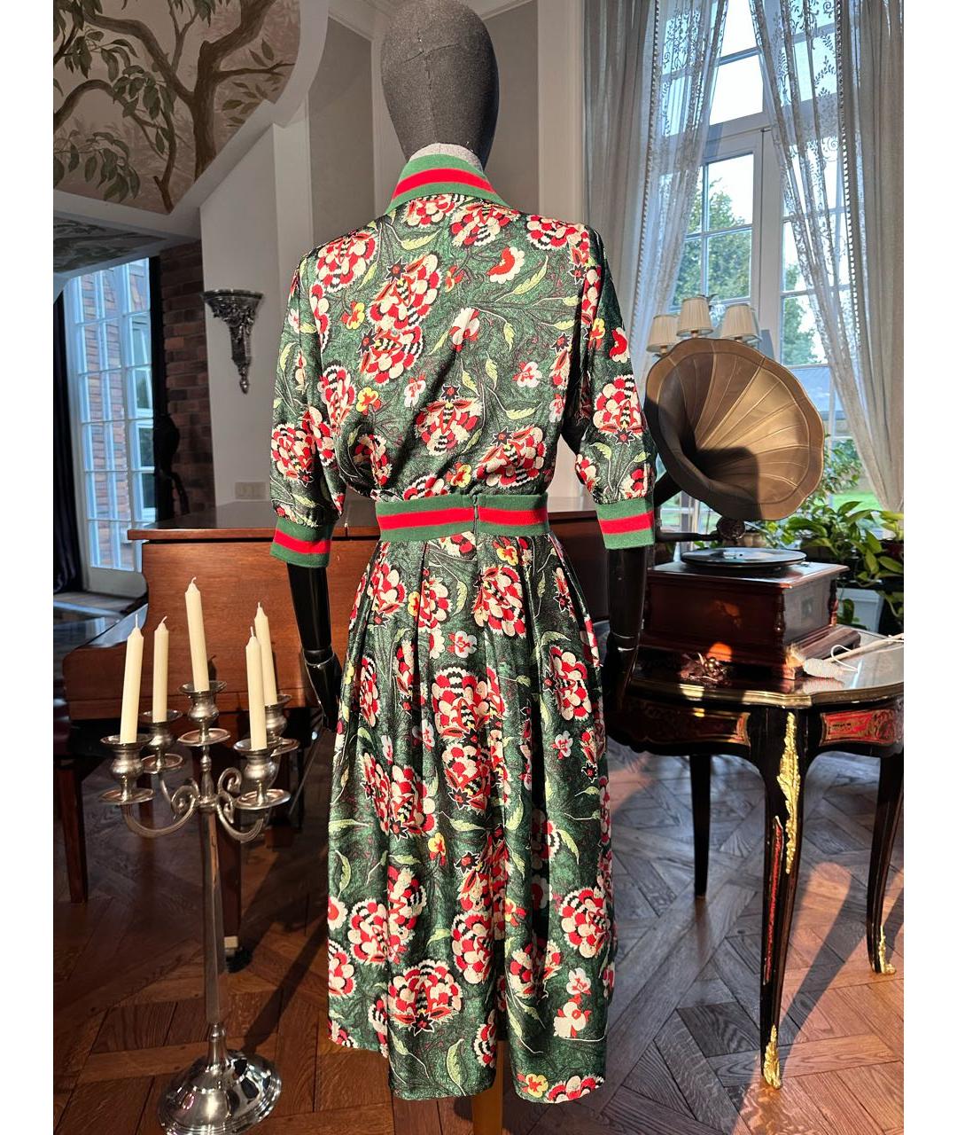 GUCCI Красный костюм с юбками, фото 3