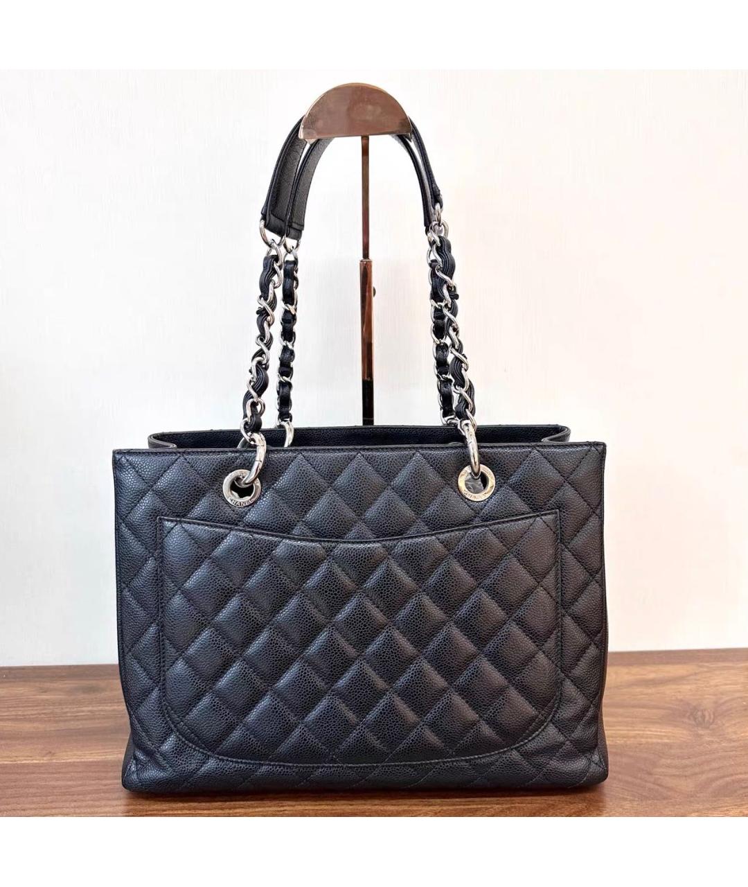 CHANEL Черная кожаная сумка тоут, фото 3