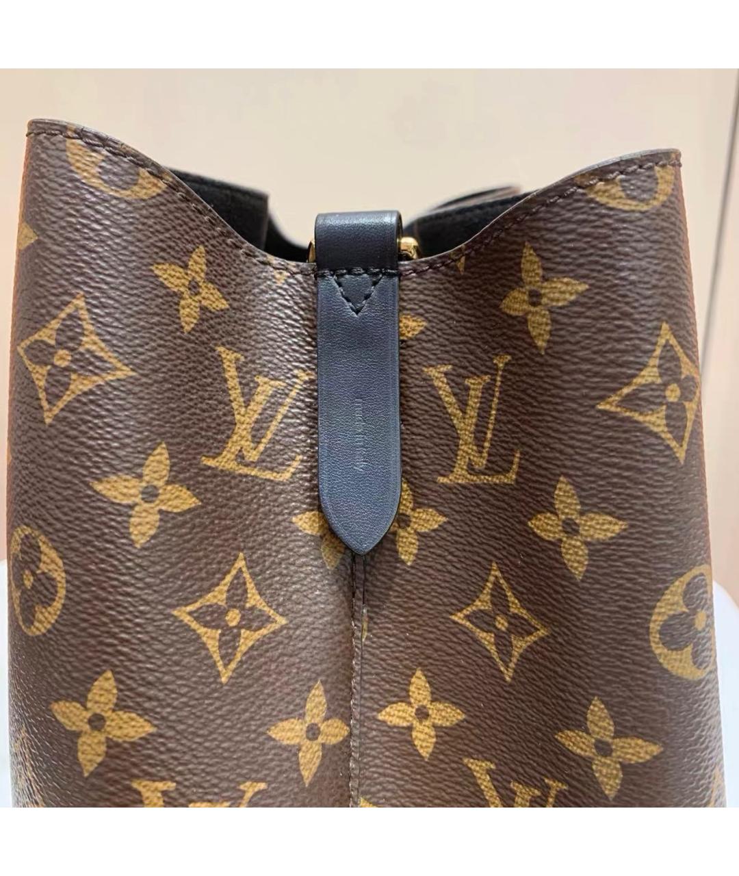 LOUIS VUITTON Черная кожаная сумка тоут, фото 5