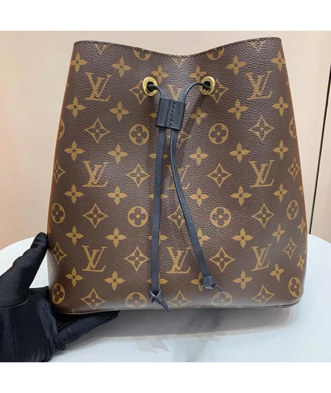 LOUIS VUITTON Черная кожаная сумка тоут, фото 2
