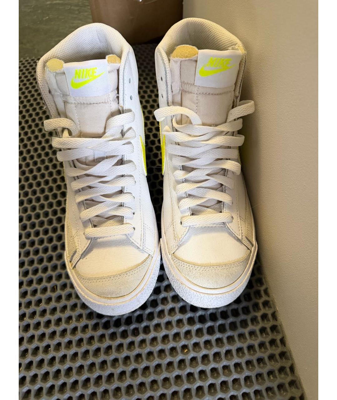 NIKE Белые кожаные кроссовки, фото 2