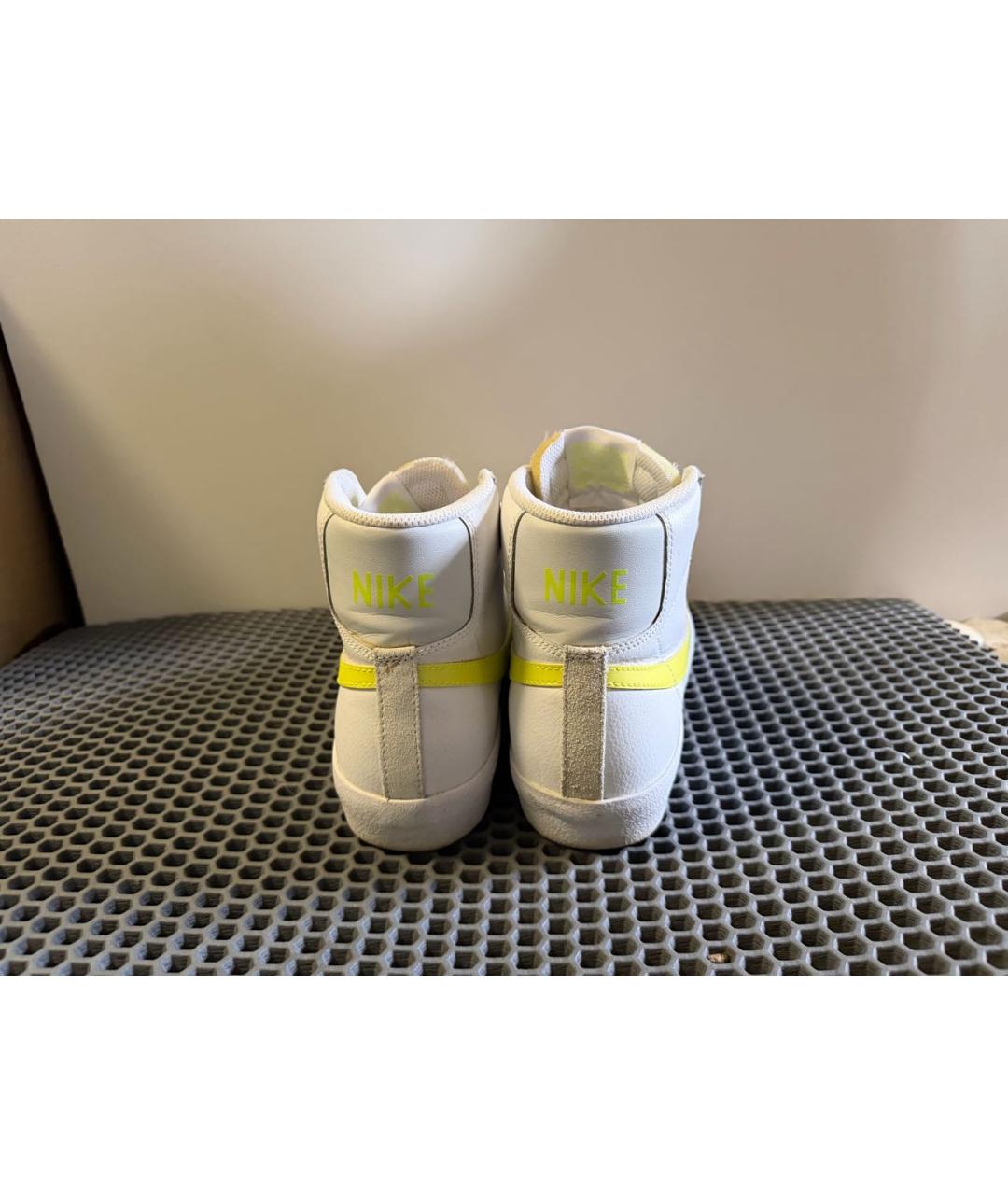 NIKE Белые кожаные кроссовки, фото 4