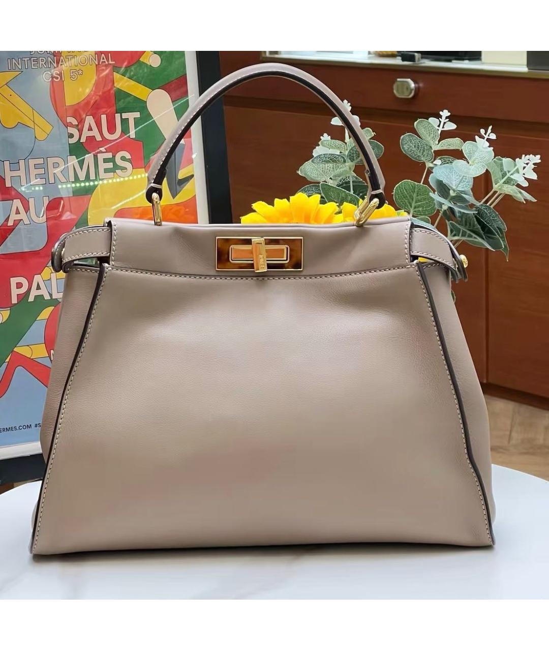 FENDI Бежевая кожаная сумка тоут, фото 4