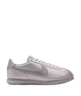 NIKE Кроссовки