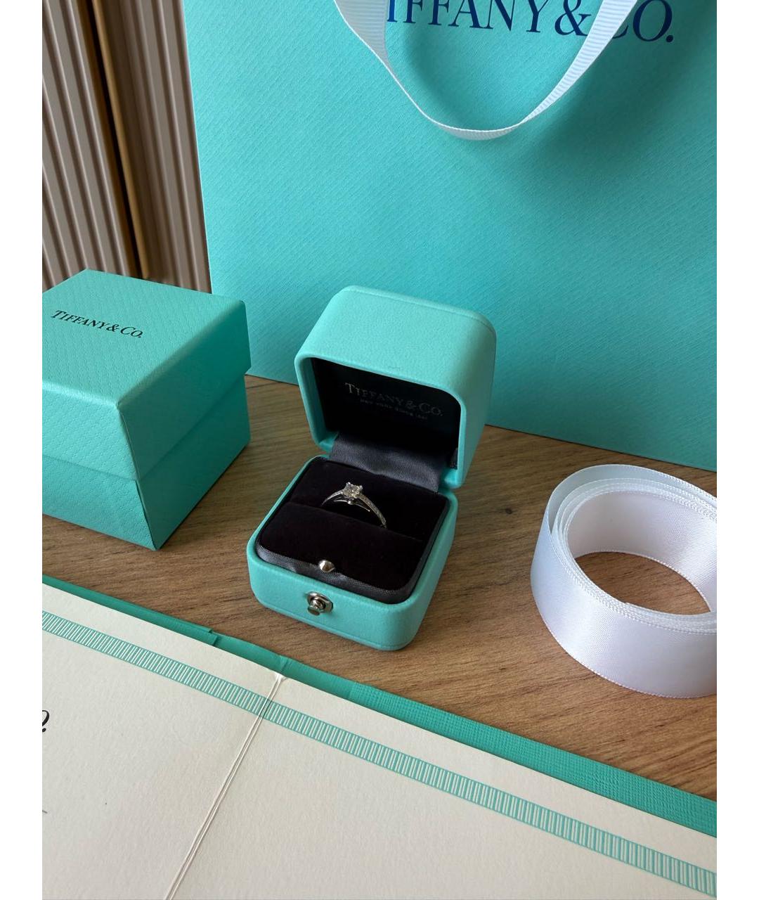 TIFFANY&CO Белое платиновое кольцо, фото 4