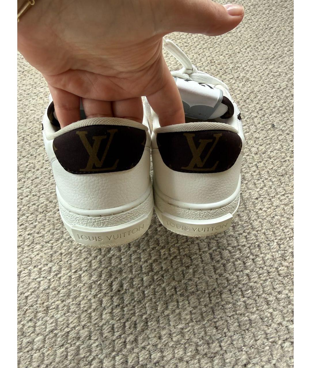LOUIS VUITTON Белые кожаные кеды, фото 3