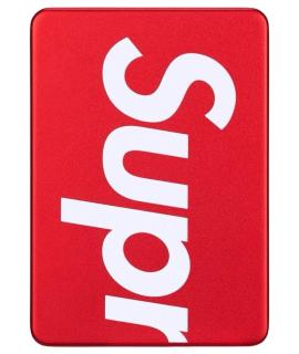 SUPREME Пауэрбанк