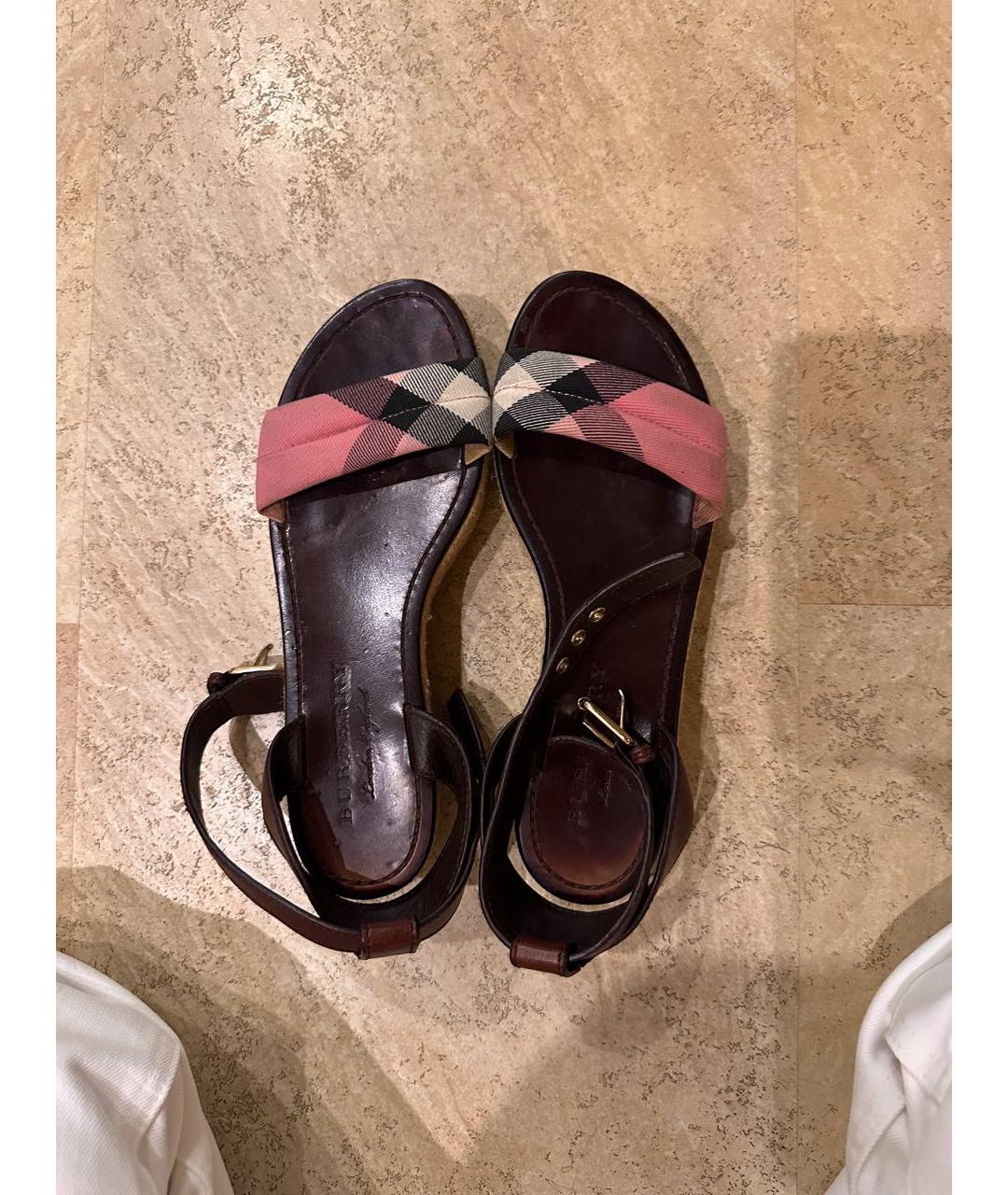 BURBERRY Коричневые кожаные босоножки, фото 3