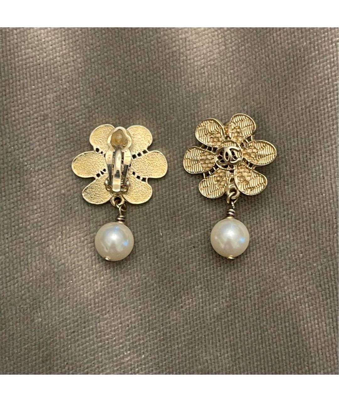 CHANEL Золотые клипсы, фото 2