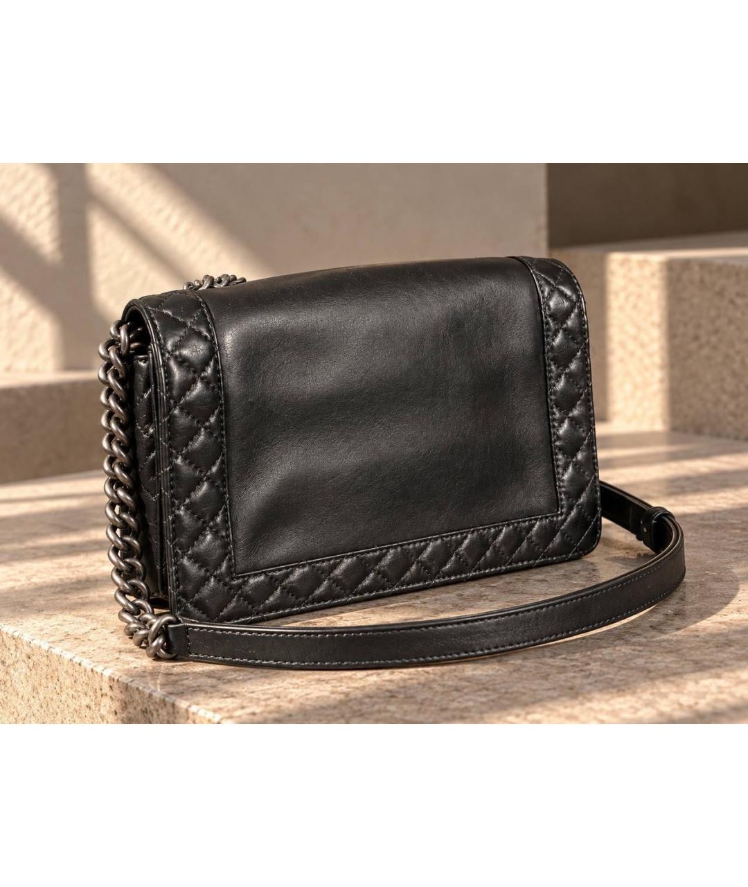CHANEL Черная кожаная сумка с короткими ручками, фото 5