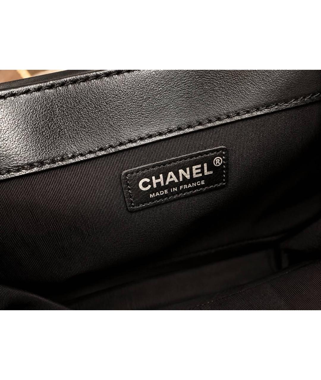 CHANEL Черная кожаная сумка с короткими ручками, фото 6