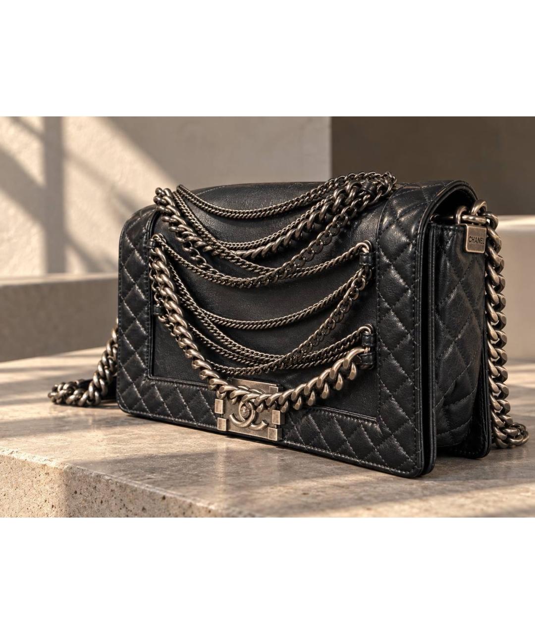 CHANEL Черная кожаная сумка с короткими ручками, фото 8