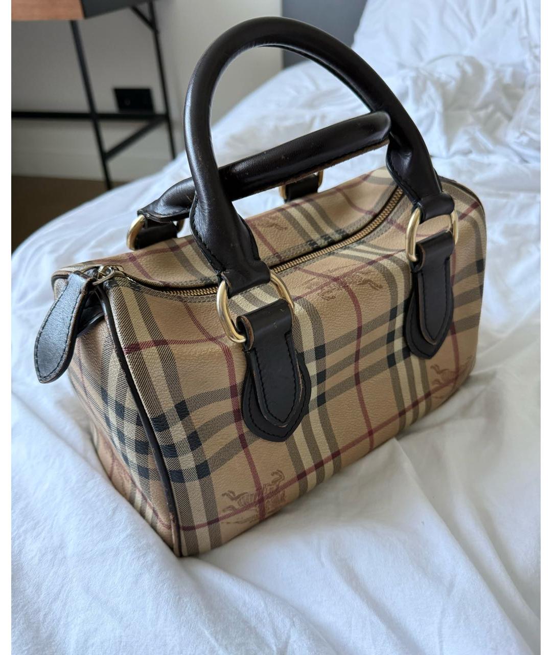 BURBERRY Бежевая кожаная сумка с короткими ручками, фото 2