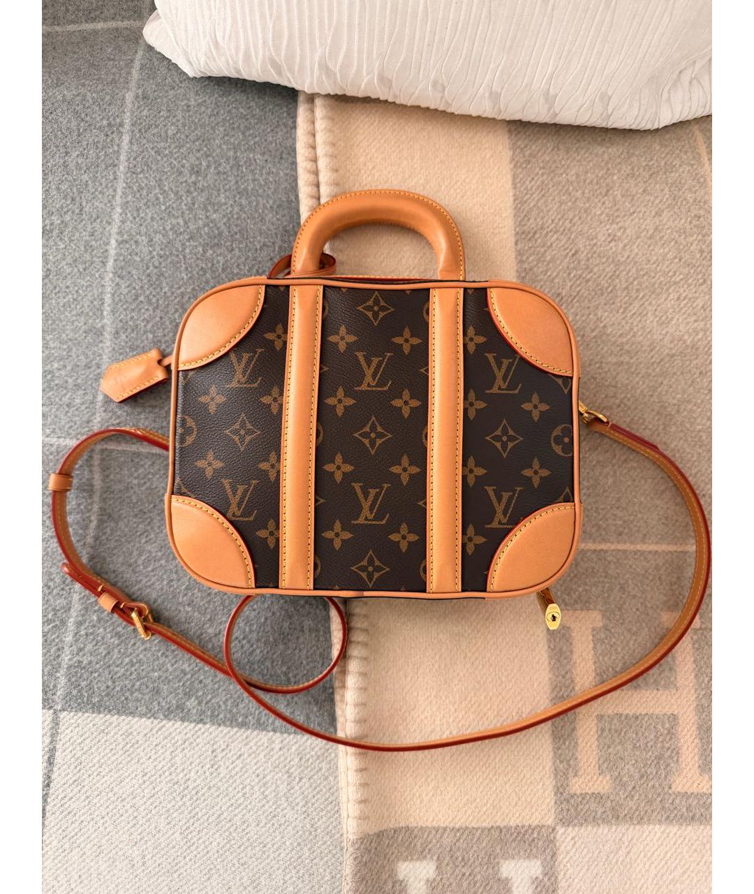LOUIS VUITTON Коричневая сумка с короткими ручками из канвы, фото 8