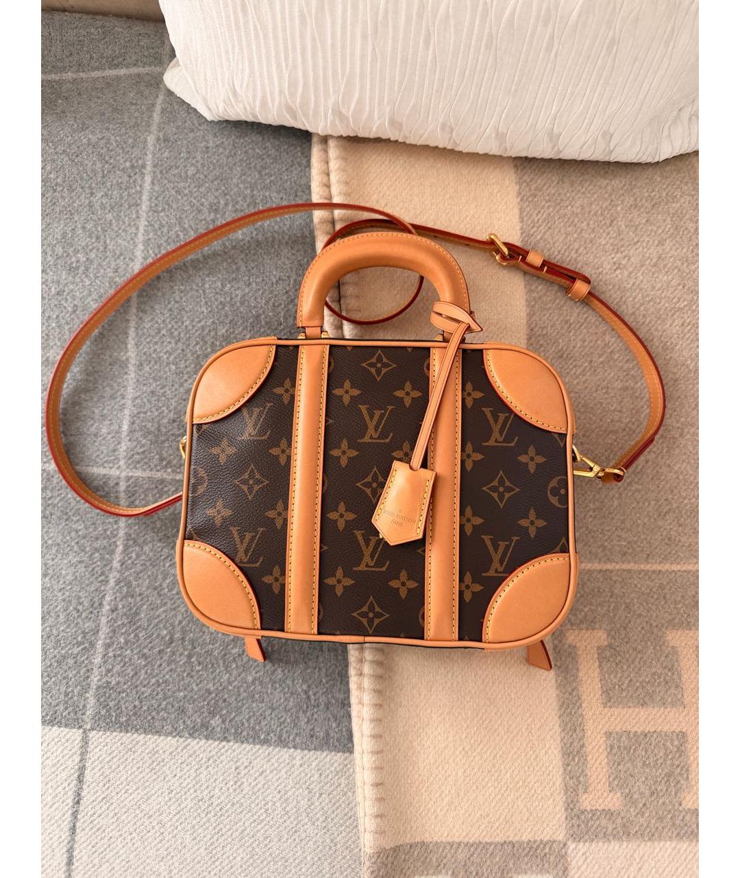 LOUIS VUITTON Коричневая сумка с короткими ручками из канвы, фото 9