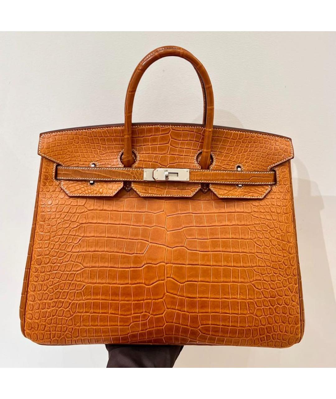 HERMES Коричневая сумка с короткими ручками из кожи крокодила, фото 7