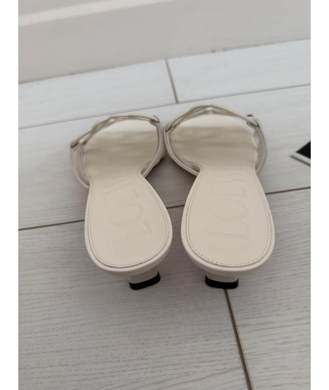 LOEWE Белые босоножки, фото 3