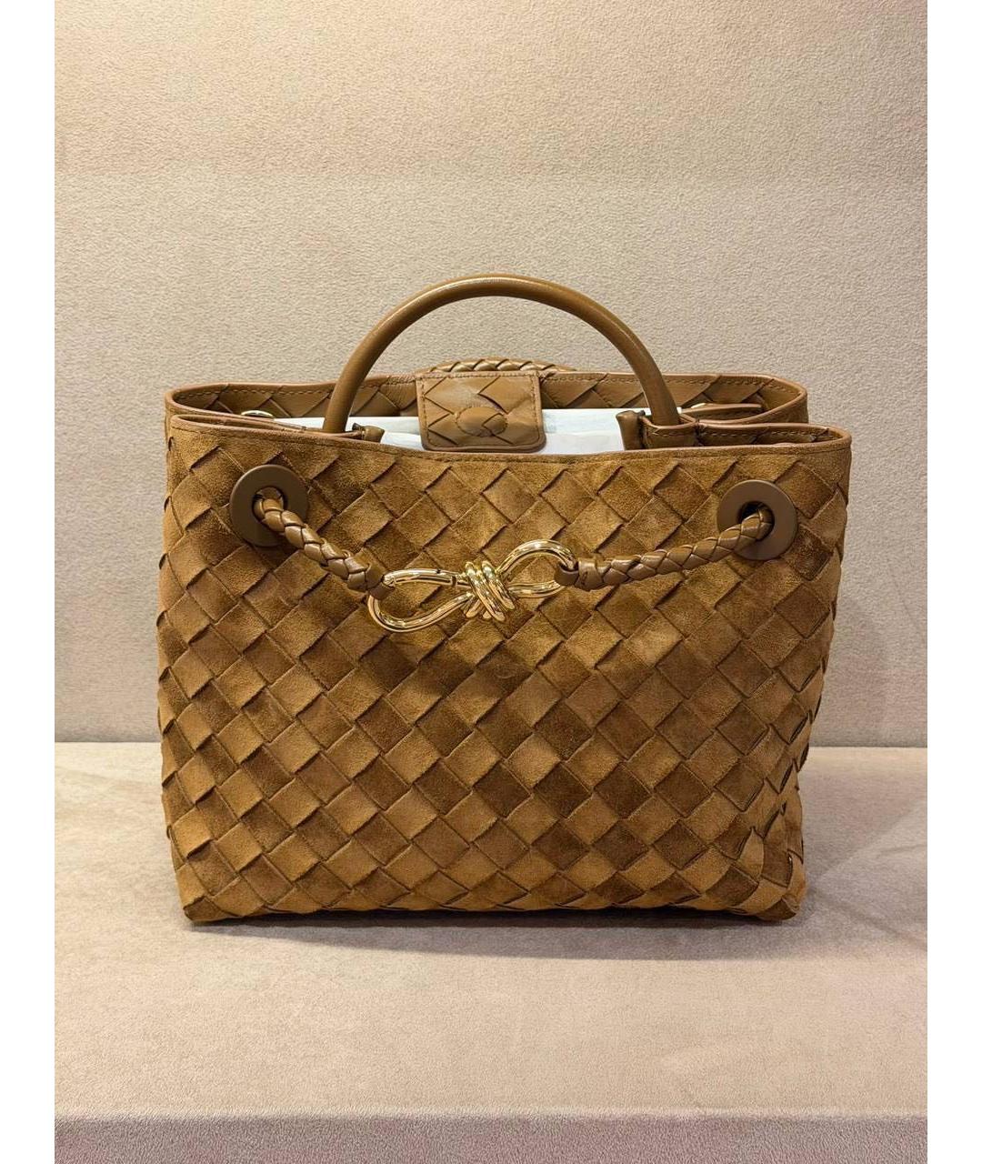 BOTTEGA VENETA Коричневая замшевая сумка с короткими ручками, фото 3