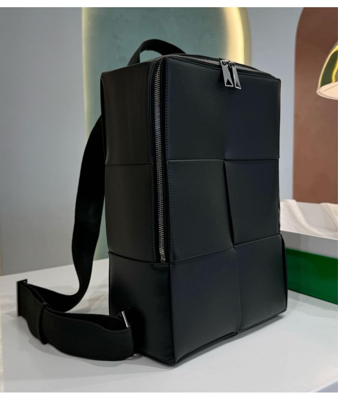 BOTTEGA VENETA Черный кожаный рюкзак, фото 4