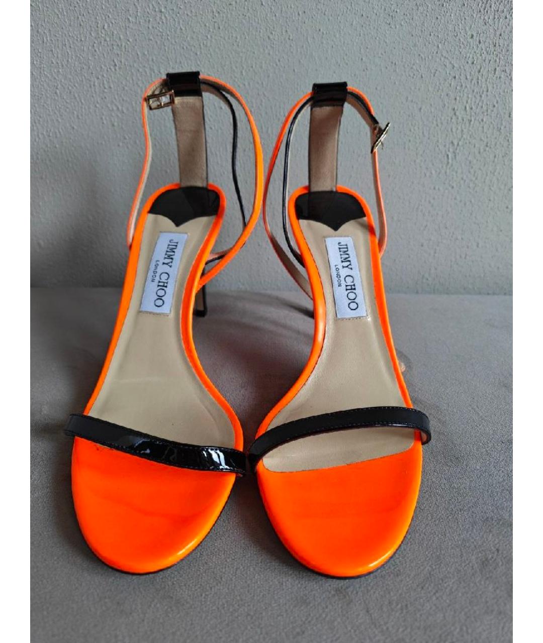 JIMMY CHOO Оранжевые босоножки из лакированной кожи, фото 2