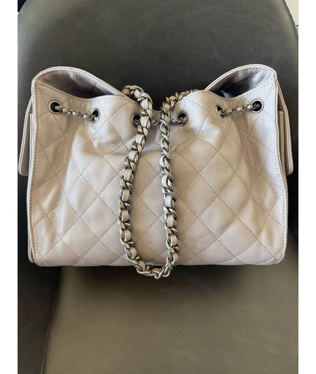 CHANEL Серая кожаная сумка через плечо, фото 3