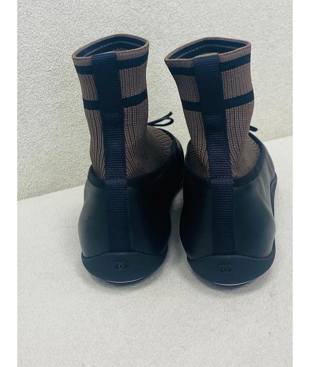 CHANEL Кожаные лодочки на низком каблуке, фото 3